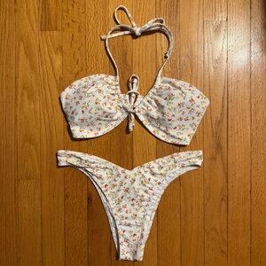 Hollister High Leg V Cut Ruched Bandeau Tie Bikini White Floral Butterfly